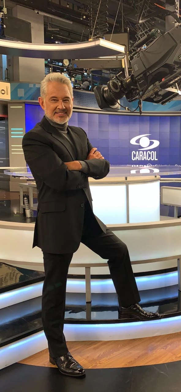 Manuel Teodoro, fotografía de su ficha en el portafolio original de ALINEA.